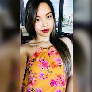 Meet your Posher, Paola